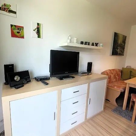 Apartment 21038